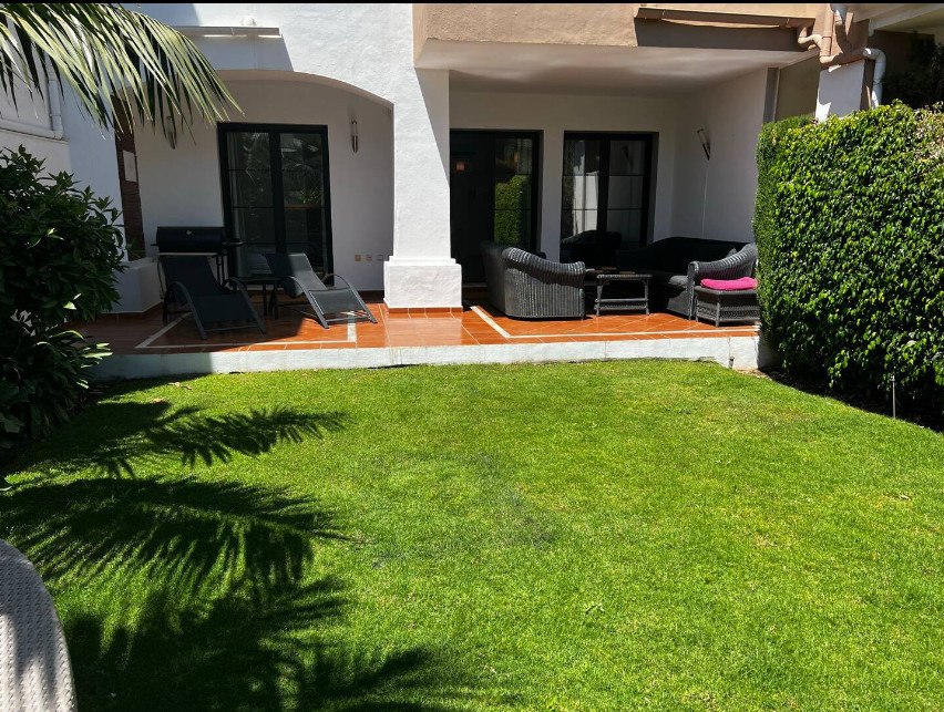 Apartment in Benahavis, Spain